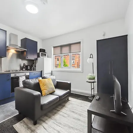 شقة One Bedroom House By Brookland Serviced Short Lets Leedswith Free Wifi ليدز